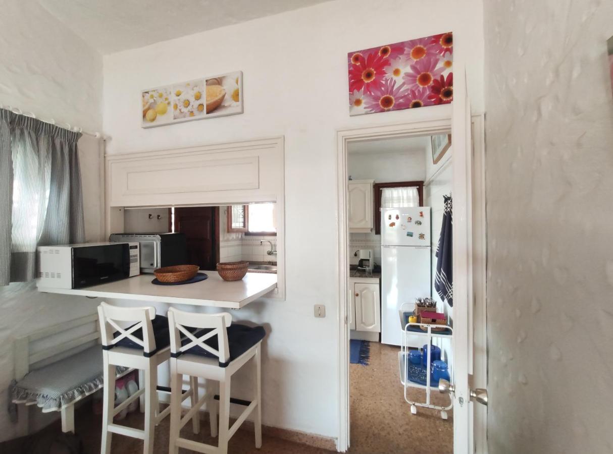 Lovely 2 Bedroom Bungalow With Parking มาสปาโลมาส ภายนอก รูปภาพ