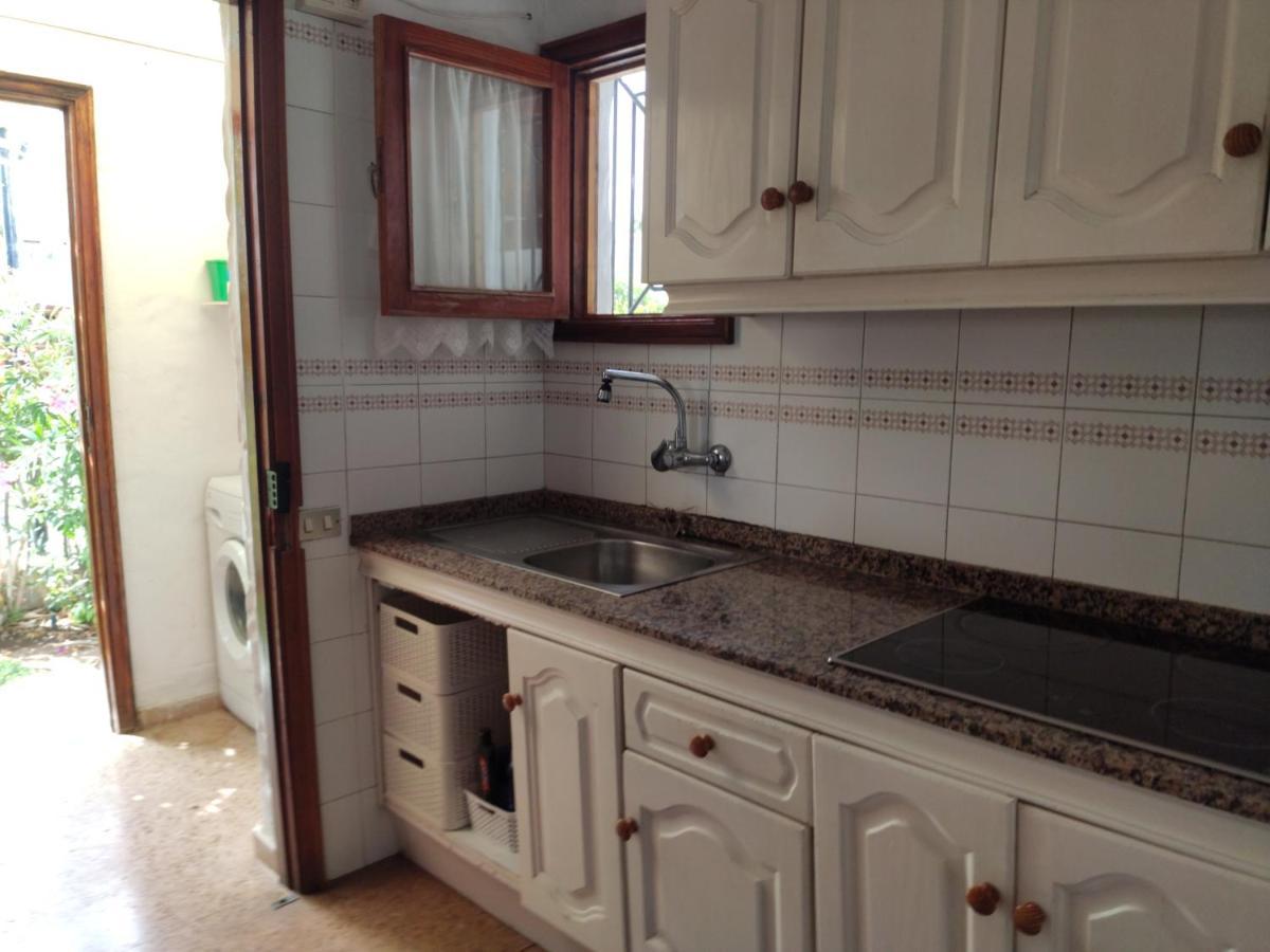 Lovely 2 Bedroom Bungalow With Parking มาสปาโลมาส ภายนอก รูปภาพ